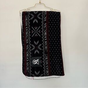 Victoria’s Secret Cozy Black Sherpa Blanket 50” X 60” Christmas Holiday